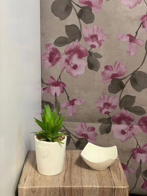 Rózsaszín akvarell hatású virágmintás vlies design tapéta 15705
